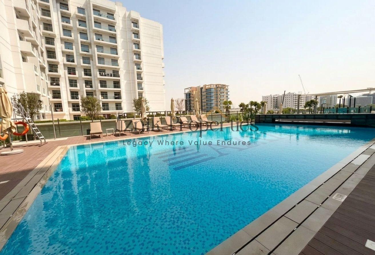Spacious 2BR | Pool & Villa View | Near Metro photo 8