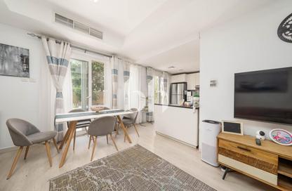 Townhouse - 2 Bedrooms - 3 Bathrooms for rent in Springs 8 - The Springs - Dubai