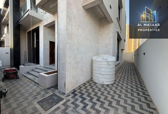 110036932 - Property Image 3