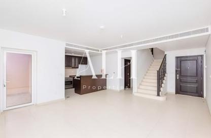 Townhouse - 3 - 4 for rent in Casa Dora - Serena - Dubai