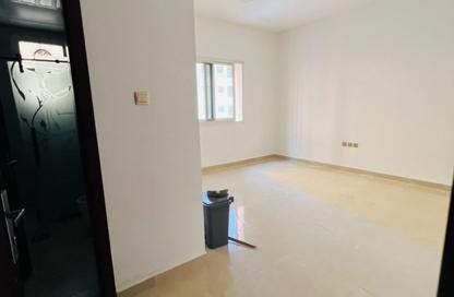 Apartment - 1 - 2 for rent in Al Mowaihat 2 - Al Mowaihat - Ajman