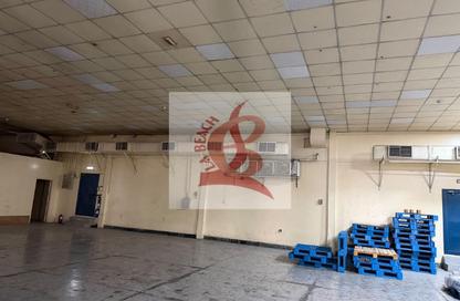 Warehouse - Studio - 1 for rent in Umm Ramool - Dubai