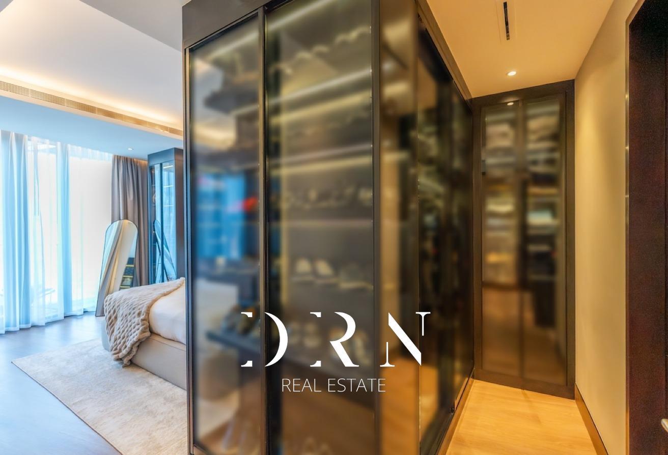 Full Burj Khalifa View | Upgraded 2 BR | 05 Series photo 13