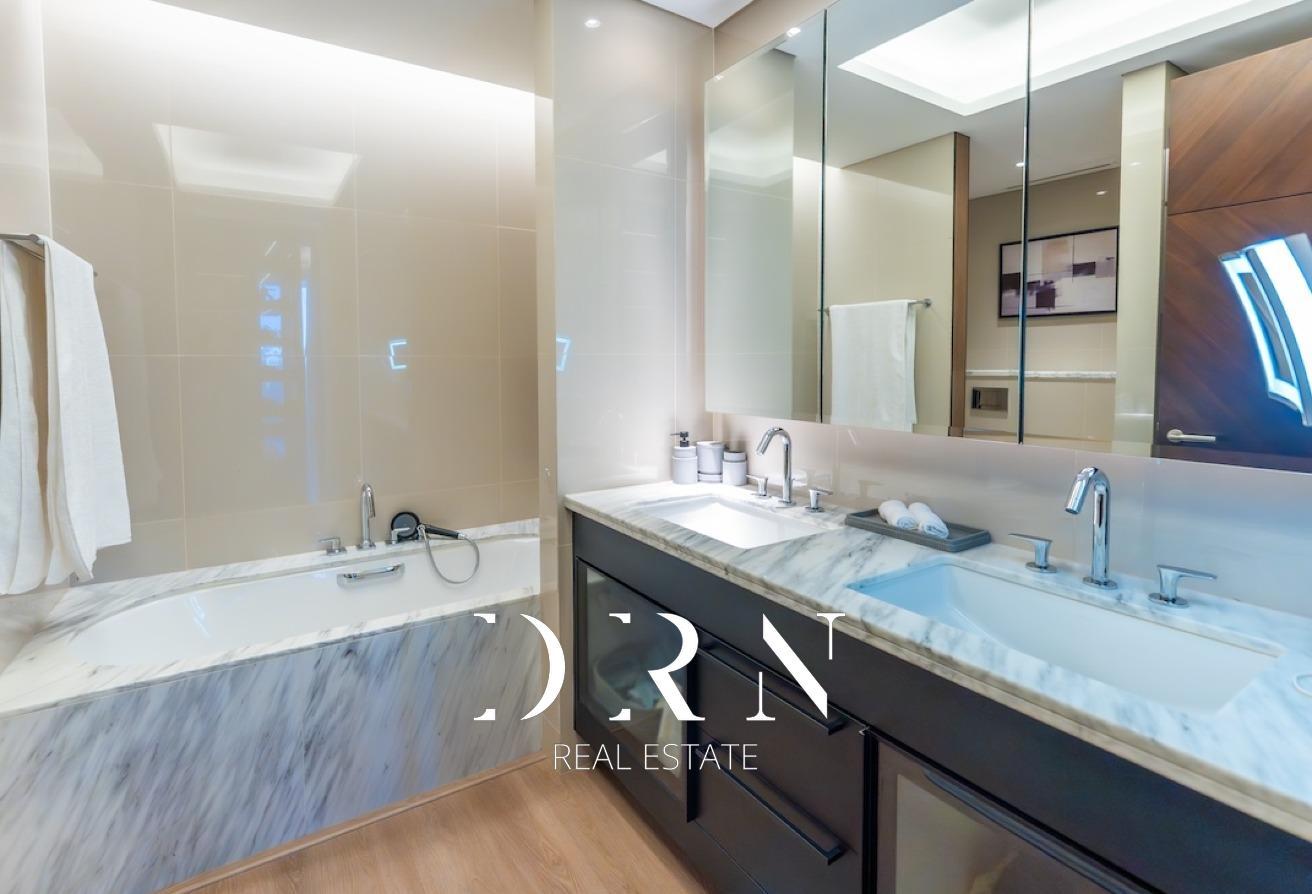 Full Burj Khalifa View | Upgraded 2 BR | 05 Series photo 11
