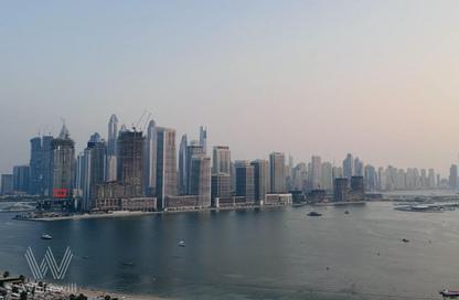 Apartment - 1 Bedroom - 1 Bathroom for sale in Beachgate by Address - EMAAR Beachfront - Dubai Harbour - Dubai