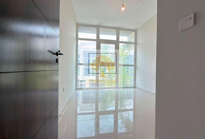 110972321 - Property Image 3