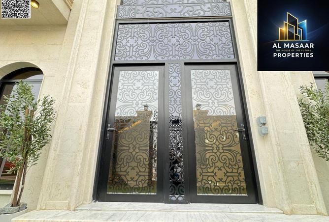 77371180 - Property Image 3