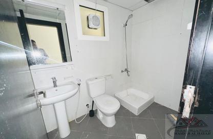 Apartment - 2 Bedrooms - 2 Bathrooms for rent in Muwaileh 29 Building - Muwaileh - Sharjah