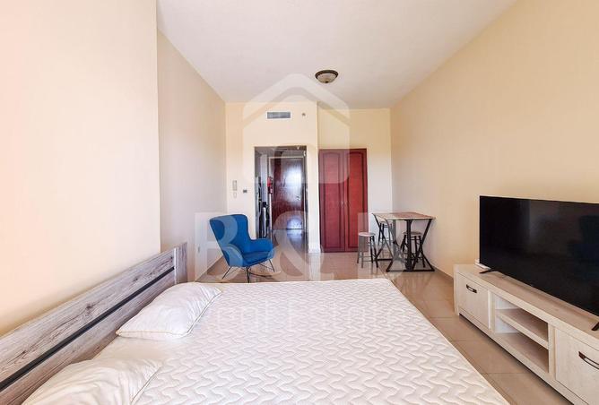 74233168 - Property Image 2