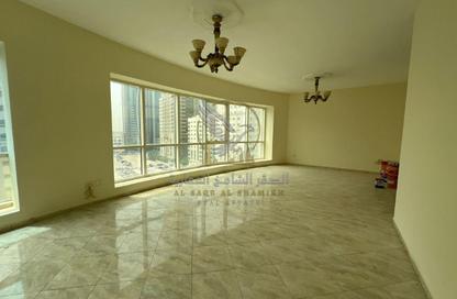 Apartment - 3 Bedrooms - 4 Bathrooms for rent in Al Khan Corniche - Al Khan - Sharjah