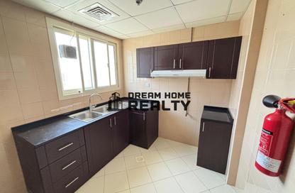 Apartment - 1 Bedroom - 2 Bathrooms for rent in New Al Taawun Road - Al Taawun - Sharjah