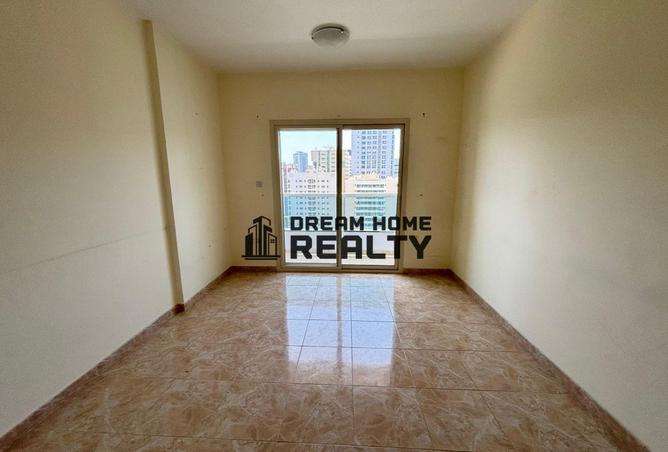 78582524 - Property Image 3