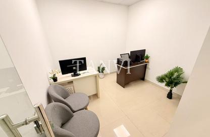Office Space - Studio - 1 Bathroom for rent in Al Rostamani Building - Port Saeed - Deira - Dubai Office Space - Studio - 1 Bathroom for rent in Al Rostamani Building - Port Saeed - Deira - Dubai