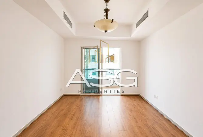 106403260 - Property Image 3