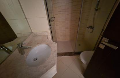 Apartment - 2 Bedrooms - 2 Bathrooms for rent in SG Muwaileh Building - Muwaileh - Sharjah