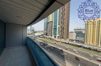 Apartment - 3 Bedrooms - 3 Bathrooms for rent in Sahara Tower - Sheikh Zayed Road - Dubai
