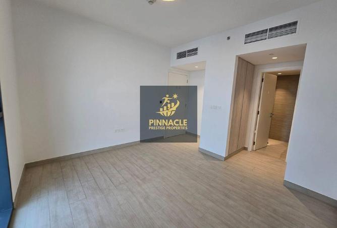 79409933 - Property Image 3