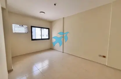 Apartment - 1 Bathroom for rent in Al Ghubaiba Building - Al Raffa - Bur Dubai - Dubai