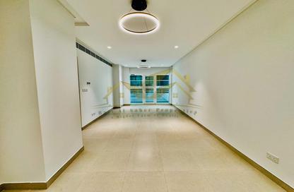 Apartment - 2 - 3 for rent in Sheikh Zayed Road - Dubai