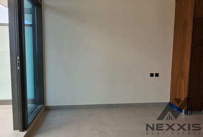 103693462 - Property Image 2
