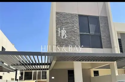 Townhouse - 3 Bedrooms - 5 Bathrooms for rent in Zinnia - The Roots DAMAC Hills 2 - Damac Hills 2 - Dubai