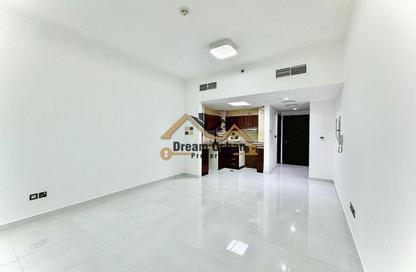 Apartment - Studio - 1 Bathroom for rent in Arabian Gate - Dubai Silicon Oasis - Dubai