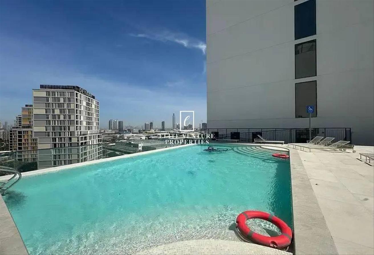 PRIME LOCATION | MODERN STUDIO | SPACIOUS photo 9