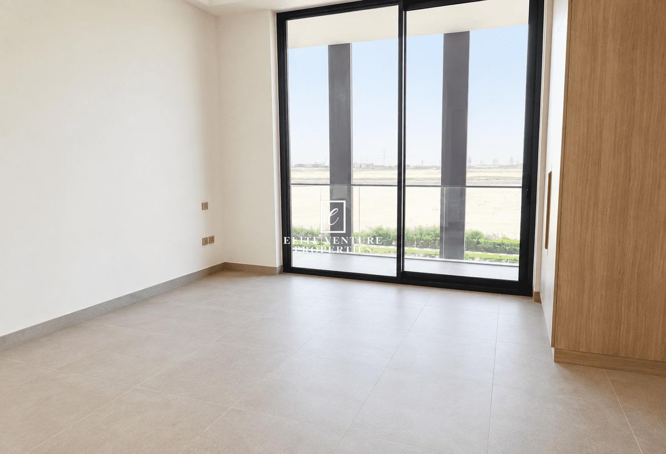 PRIME LOCATION | MODERN STUDIO | SPACIOUS photo 2