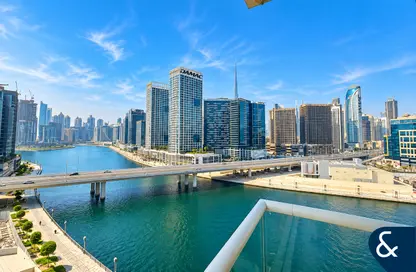 شقة - غرفة نوم - 2 حمامات للبيع في ماي فير ريزيدنسي - الخليج التجاري - دبي