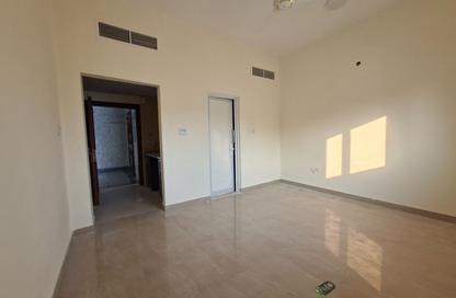 Apartment - Studio - 1 for rent in Fire Station Road - Muwaileh - Sharjah