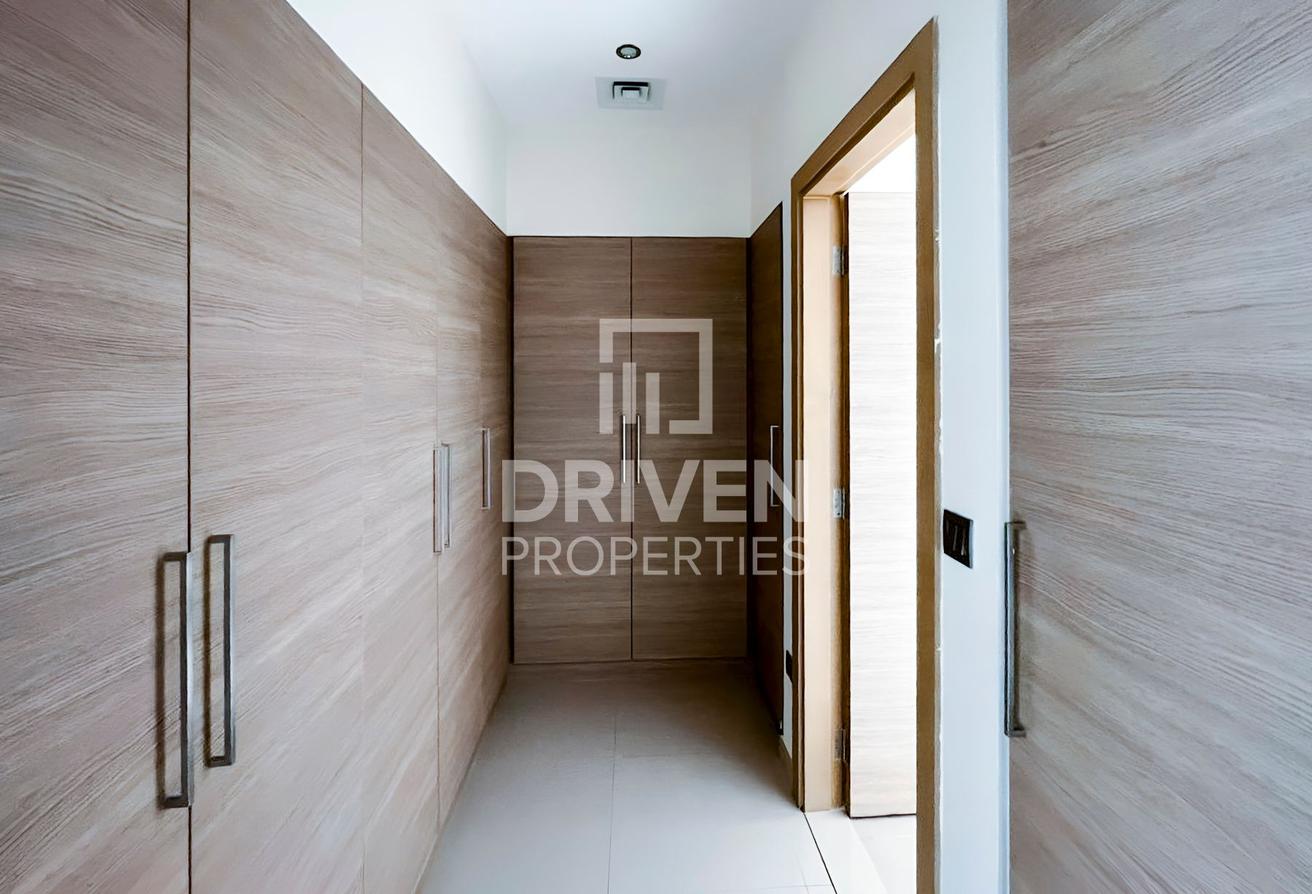 Excellent Location | Spacious | Ready to Move In photo 16