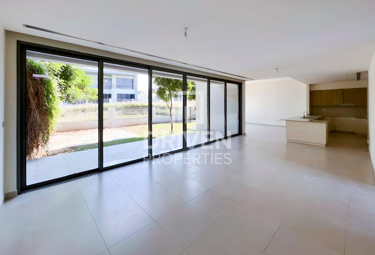 Excellent Location | Spacious | Ready to Move In photo 5