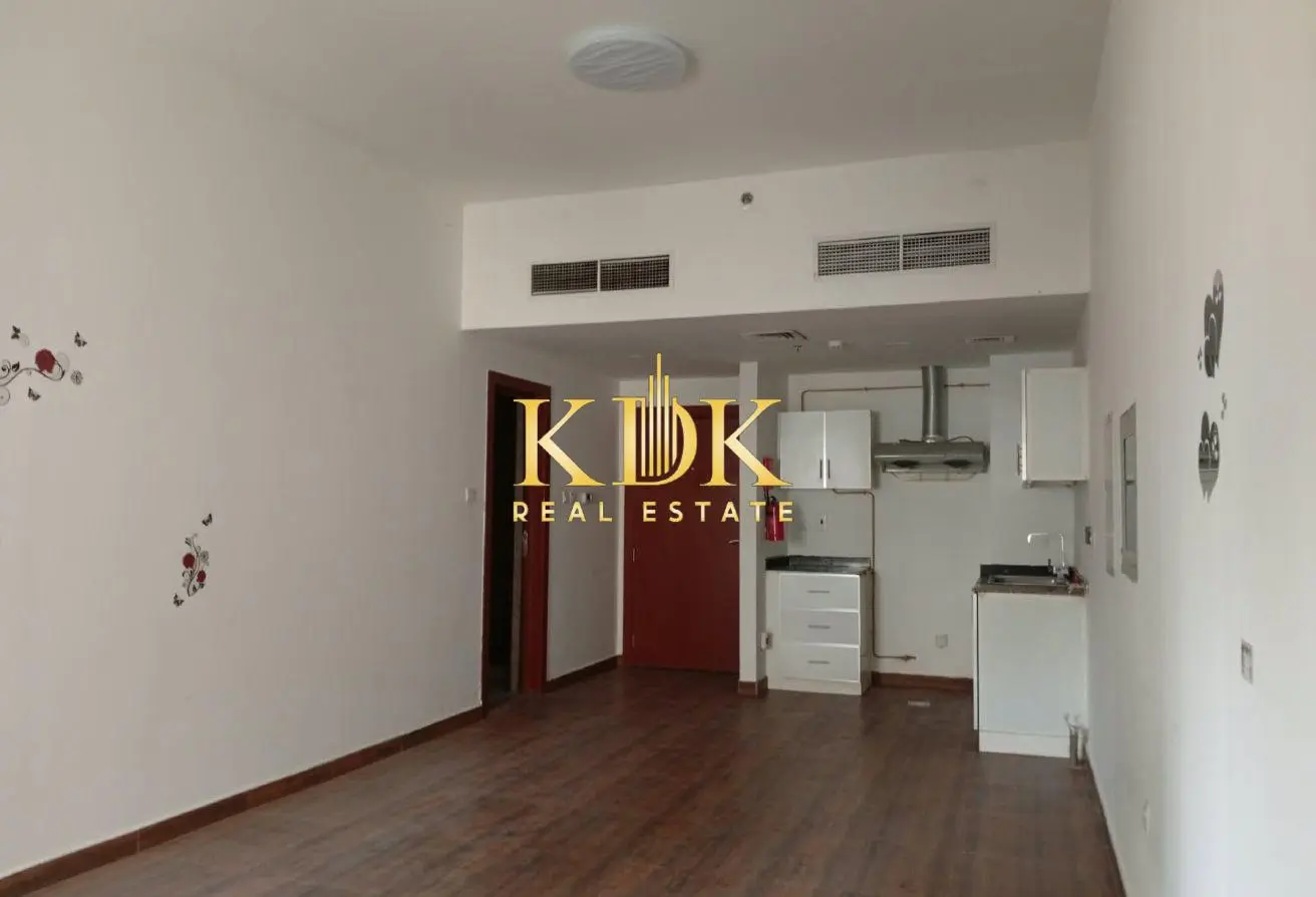 155584774 - Property Main Image