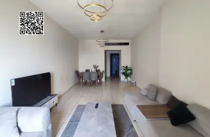 شقة - غرفة نوم - 2 حمامات للايجار في أورينت تاور 1 - أورينت تاور - البستان - عجمان
