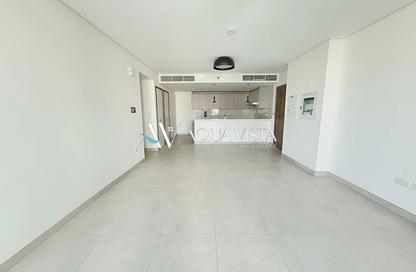 Apartment - 2 Bedrooms - 3 Bathrooms for rent in 1 Residences - 2 - 1 Residences - Al Kifaf - Bur Dubai - Dubai