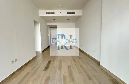 شقة - 2 غرف نوم - 3 حمامات للايجار في بلوم هايتس أ - بلوم هايتس - منطقة 15 - قرية جميرا الدائرية - دبي