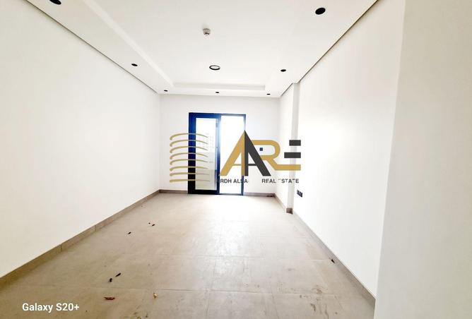 104181051 - Property Image 2