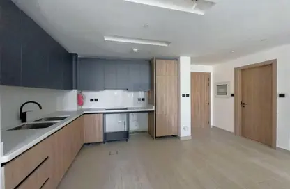 شقة - غرفة نوم - 2 حمامات للايجار في مارينا ليفنج - دبي مارينا - دبي