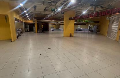 Shop - Studio - 4 Bathrooms for rent in The Square - Al Mamzar - Deira - Dubai