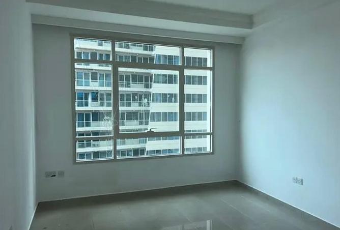 Perfect Location! Many Options! Great Layout!