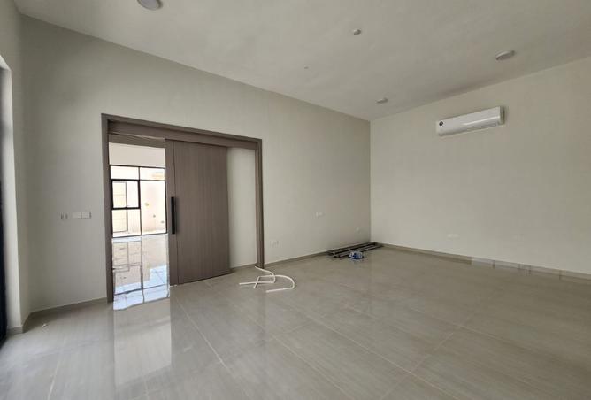 137886429 - Property Image 3