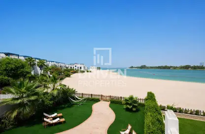 Villa - 5 Bedrooms - 6 Bathrooms for sale in Palma Residences - Palm Jumeirah - Dubai
