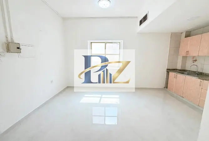 162812401 - Property Image 3
