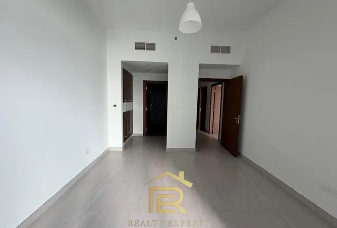 105125968 - Property Image 2
