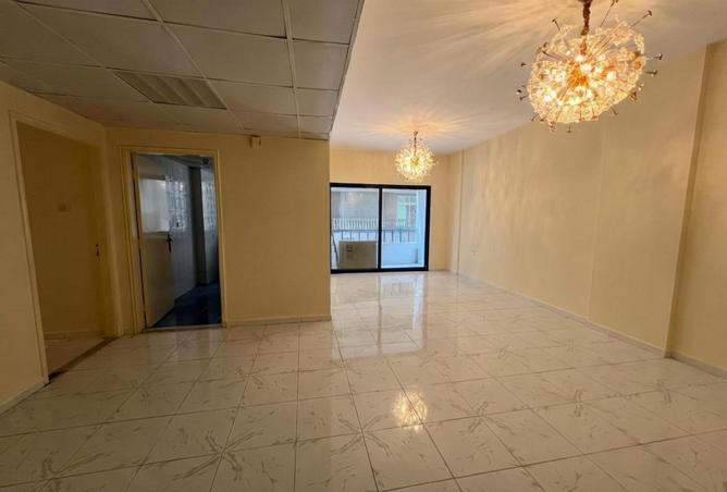 76982479 - Property Image 2