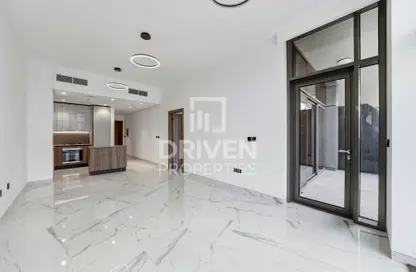 شقة - غرفة نوم - 2 حمامات للايجار في رويال ريجينسي - الخليج التجاري - دبي