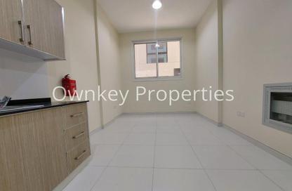 Apartment - Studio - 1 Bathroom for rent in Al Karama Sqaure - Al Karama - Dubai