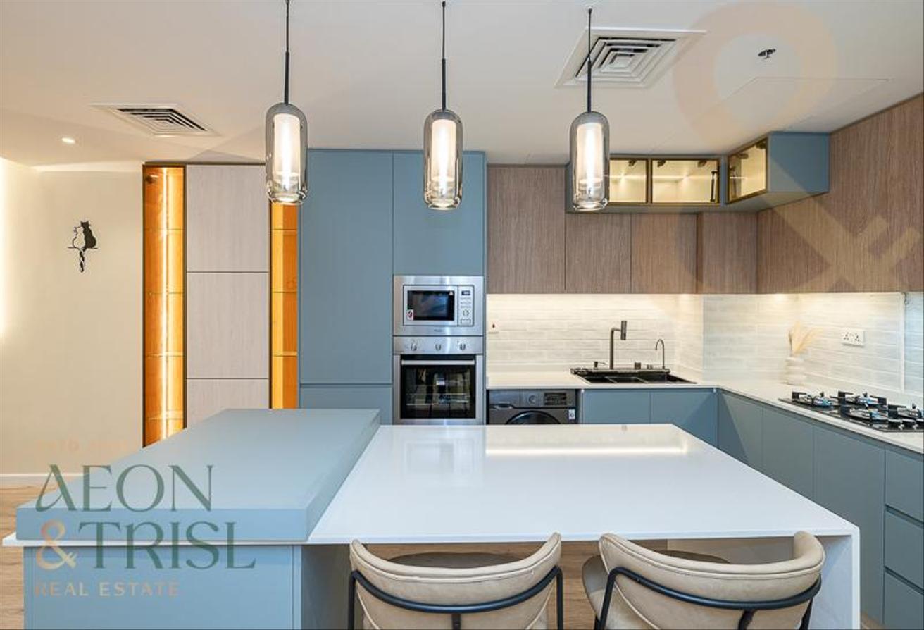 Fully Furnished | Prime Location | Multiple Option photo 3