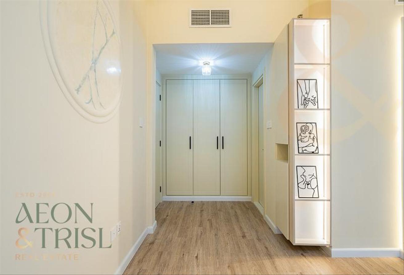 Fully Furnished | Prime Location | Multiple Option photo 11