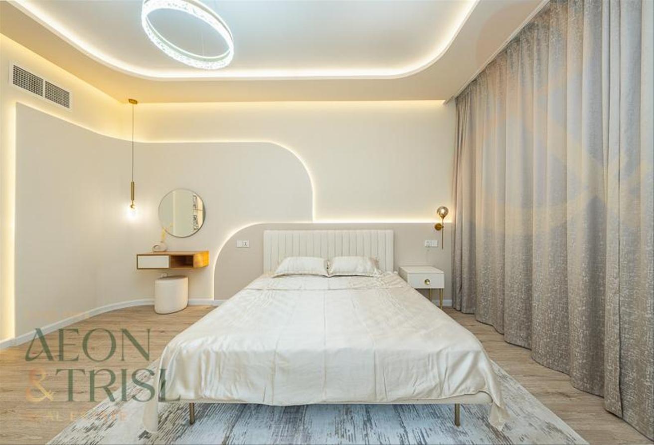 Fully Furnished | Prime Location | Multiple Option photo 8